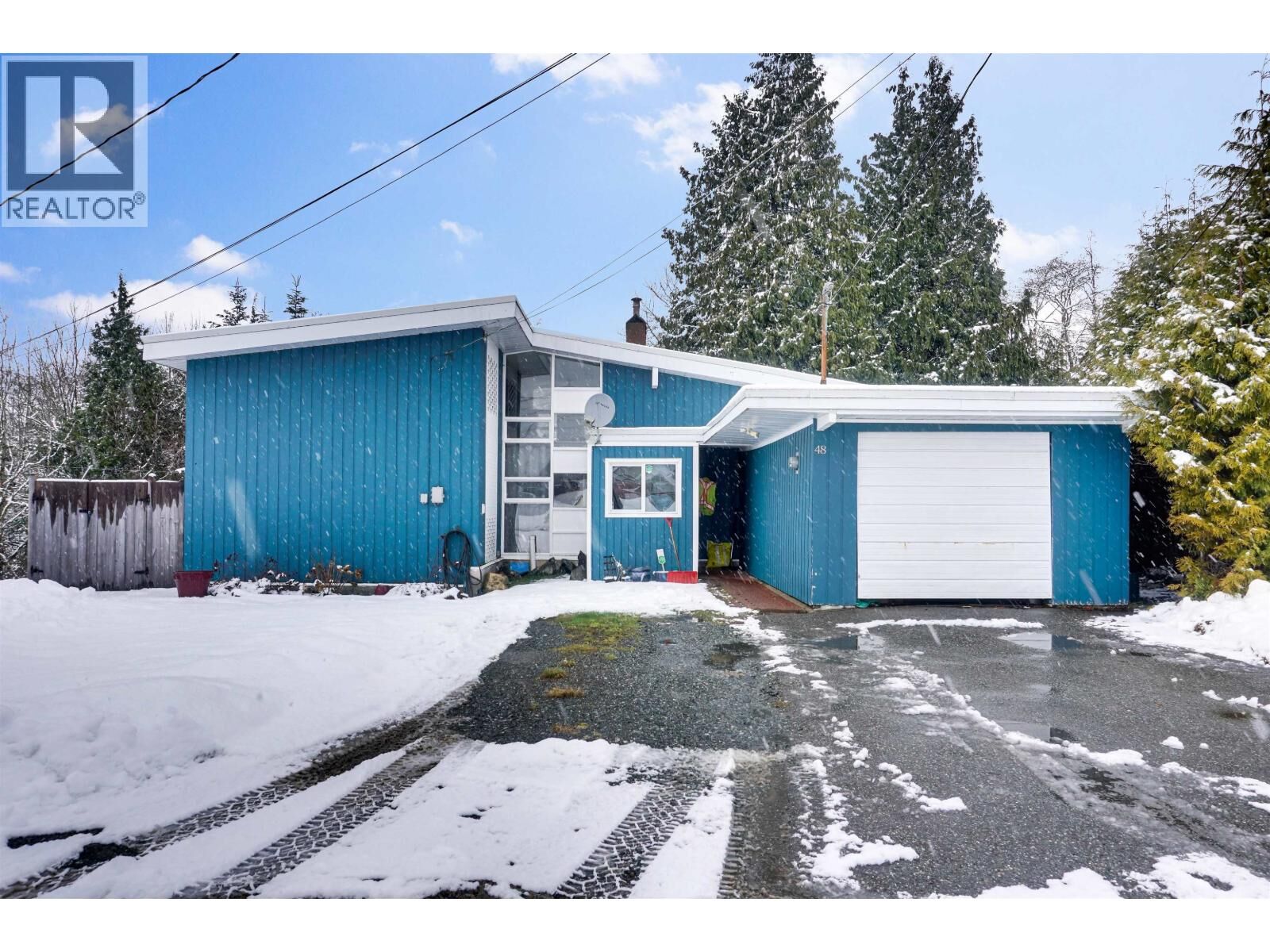 Property Photo:  48 Hawk Street  BC V8C 1N5 