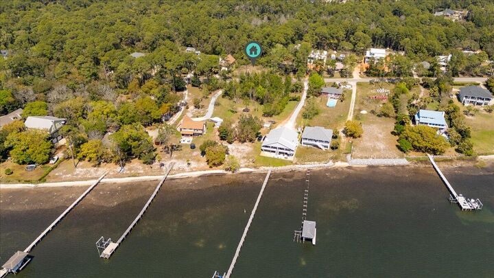 Property Photo:  99-100 Soundside Drive  FL 32563 