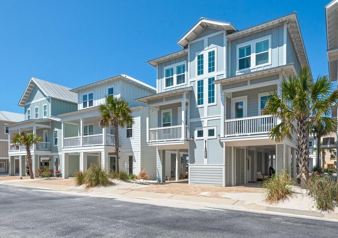 Property Photo:  1477 Seaside Circle  FL 32566 