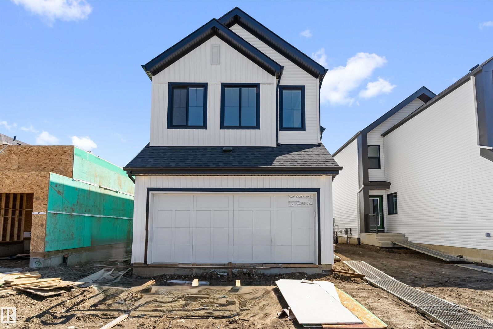Property Photo: 5009 Cawsey Link SW AB T6W 5G4