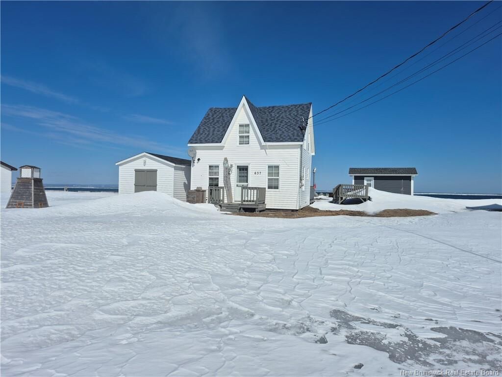Property Photo:  637 Principale  NB E8J 2P8 