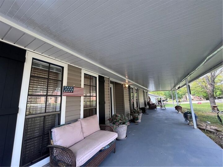 Property Photo:  408 W. Hampton Drive  LA 71360 