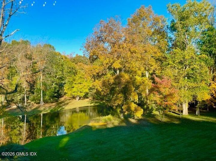 Property Photo:  33 Cliffdale Road  CT 06831 