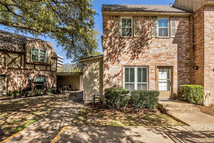 Property Photo:  14715 Barryknoll Lane 124  TX 77079 