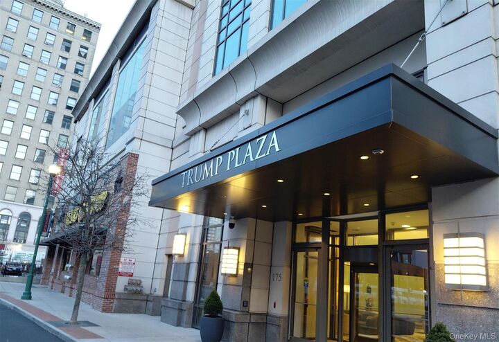 Property Photo: 175 Huguenot Street 1005 NY 10801