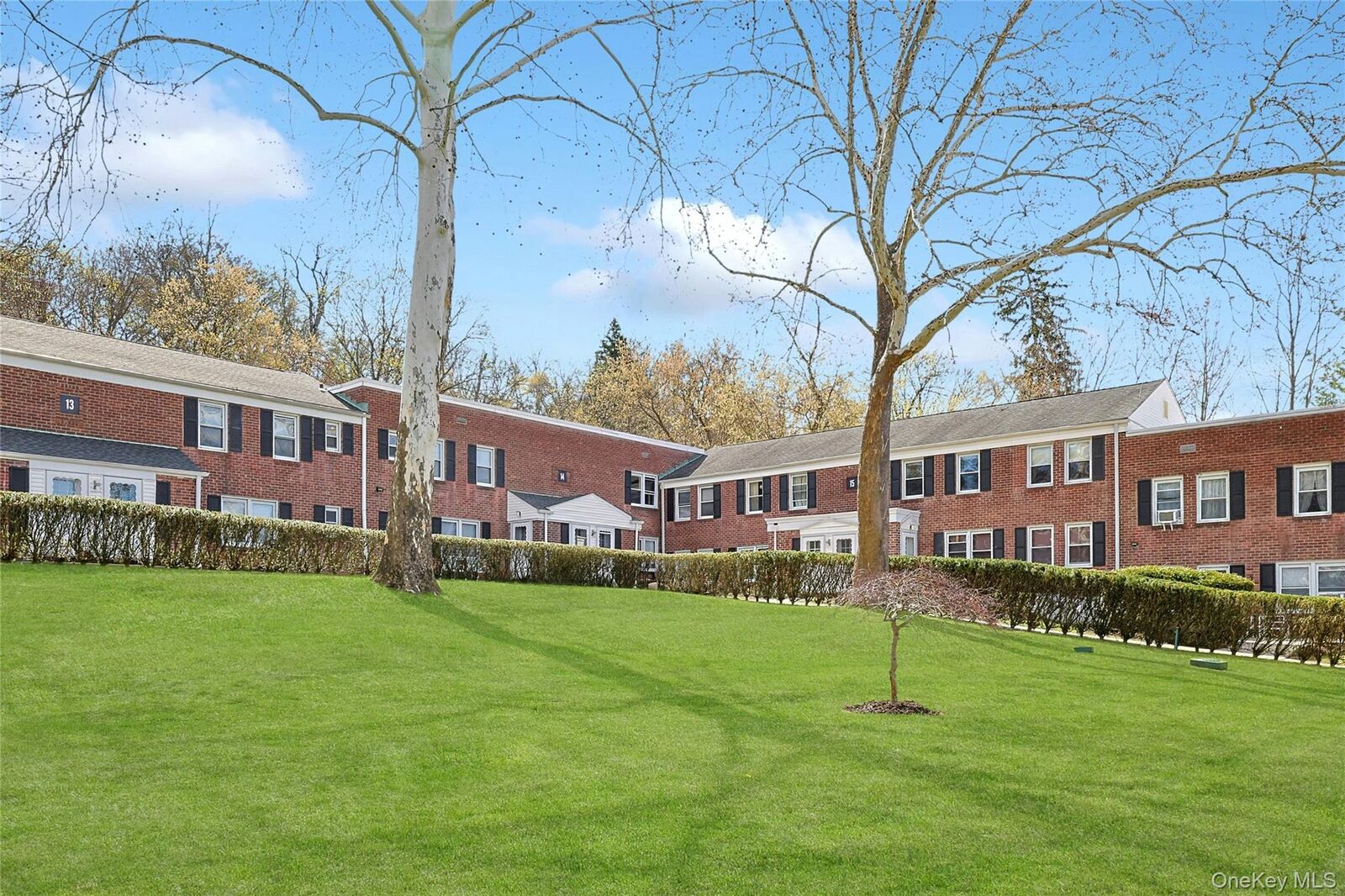 Property Photo: 120 N Broadway 14D NY 10533