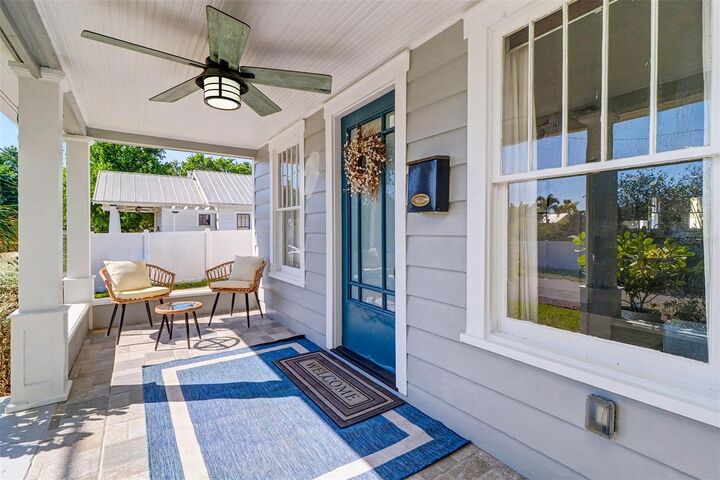 Property Photo:  3218 7th Street N  FL 33704 