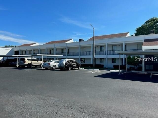 Property Photo:  2060 Marilyn Street 124  FL 33765 