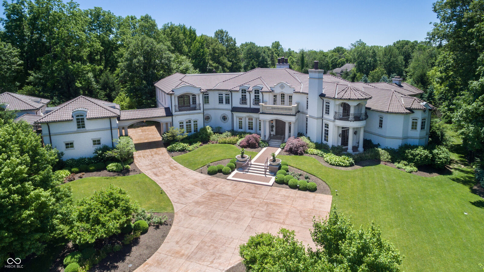 Property Photo:  415 Springwood Drive  IN 46032 