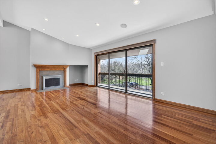 Property Photo:  8150 Brookside Drive 204  IL 60464 