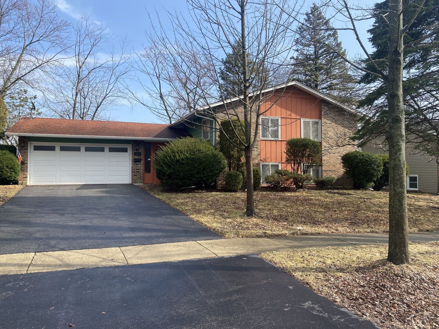 Property Photo:  6013 Ridgeway Drive  IL 60517 