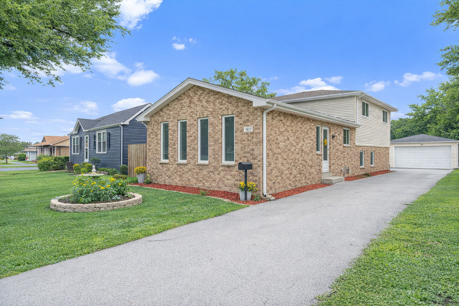 Property Photo:  14619 S Albany Avenue  IL 60469 