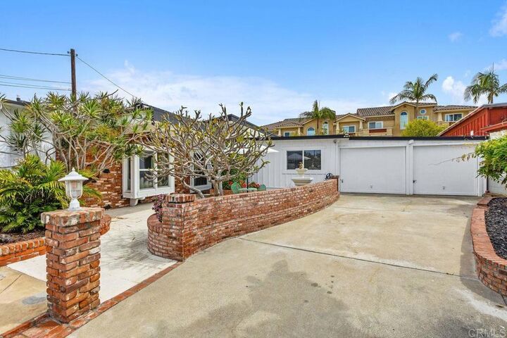 Property Photo:  367 Beech Ave  CA 92008 