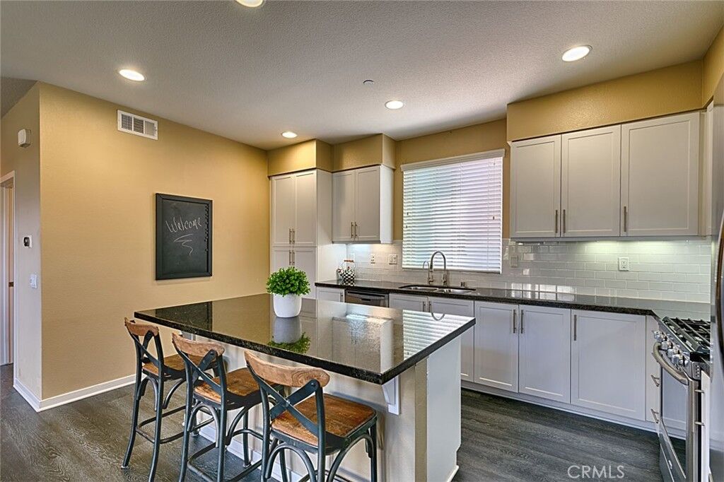 Property Photo:  21 Higo  CA 92694 