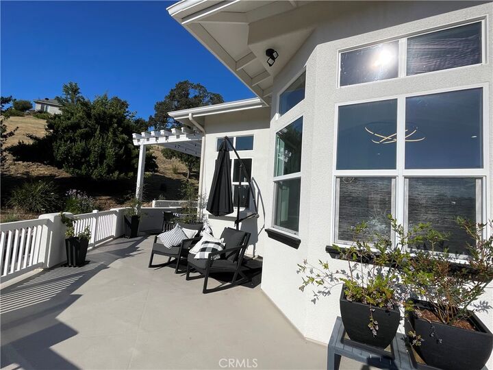Property Photo:  8560 Corriente Road  CA 93422 