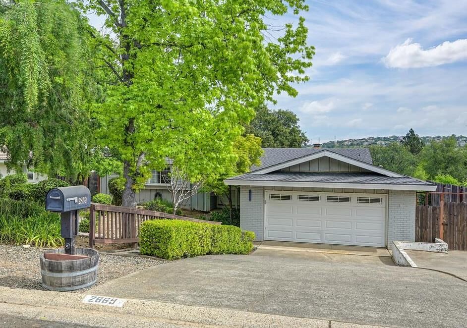 Property Photo:  2869 Stanford Lane  CA 95762 