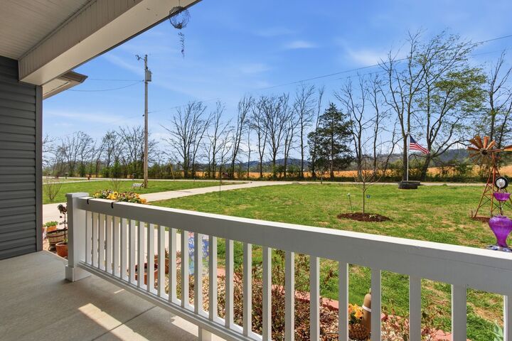 Property Photo:  2705 McConnell Rd  TN 37047 