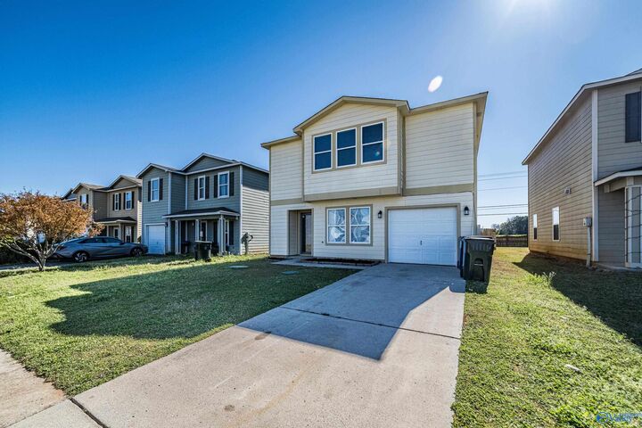 Property Photo:  109 Elmhurst Drive  AL 35749 