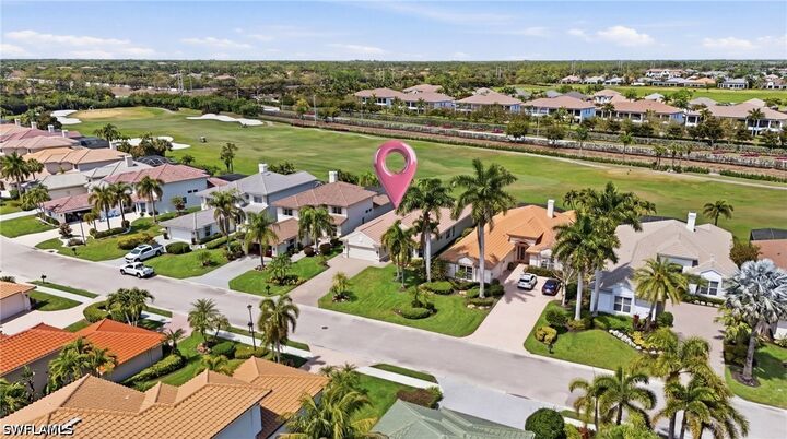 Property Photo: 6039 Fairway Court FL 34110