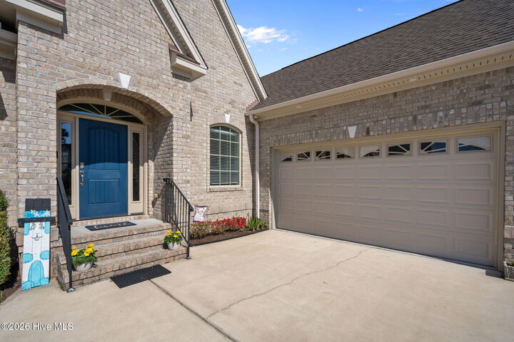 Property Photo:  1206 Wood Lily Circle  NC 28451 