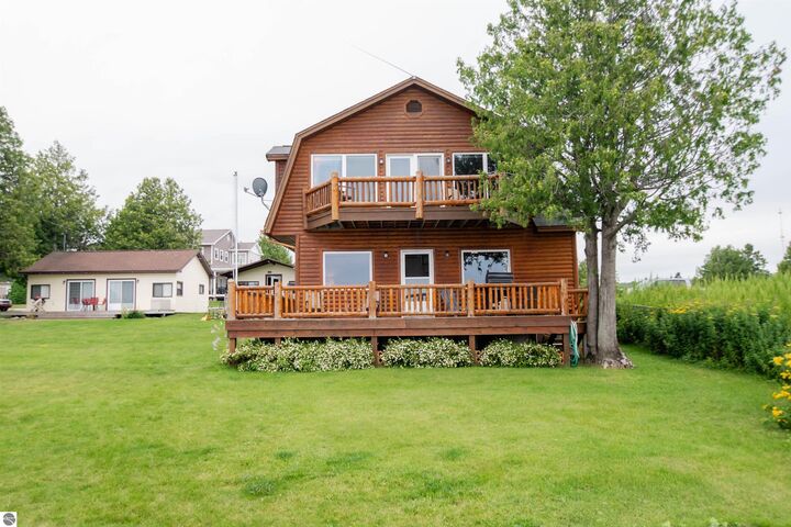 Property Photo:  148 N Huron 1  MI 49725 