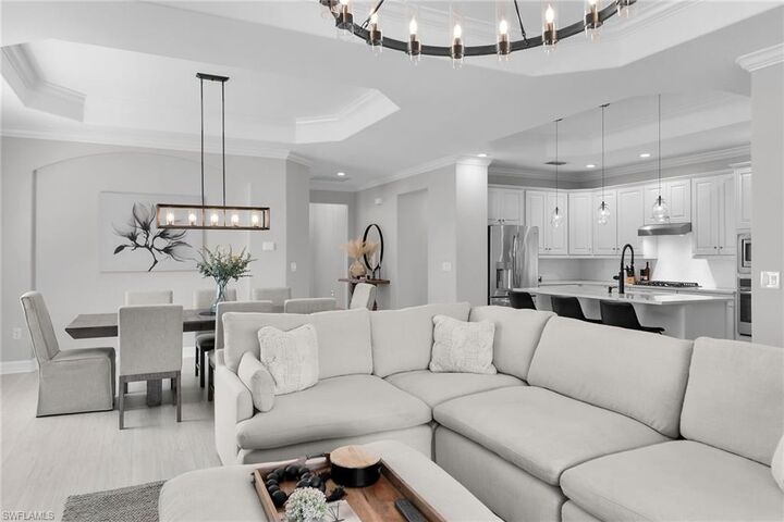 Property Photo:  2926 Aviamar Cir  FL 34114 