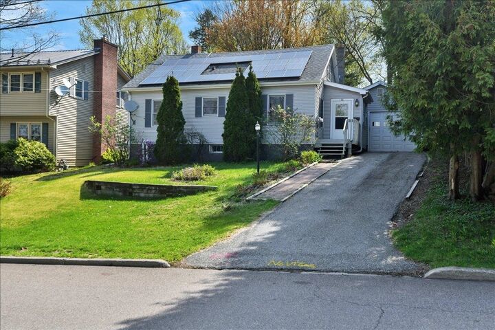 Property Photo:  138 Foster Street  VT 05401 