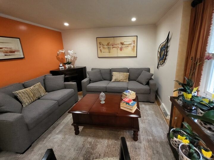 Property Photo:  16 Pinecrest Village 16  MA 01748 