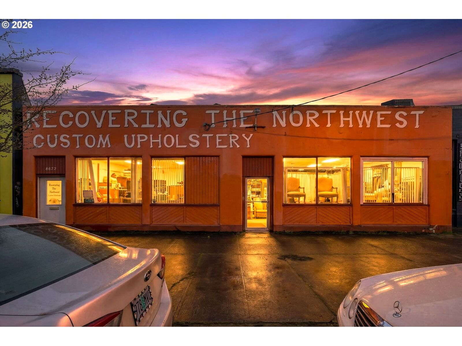 Property Photo:  5829 SE Boise St  OR 97206 