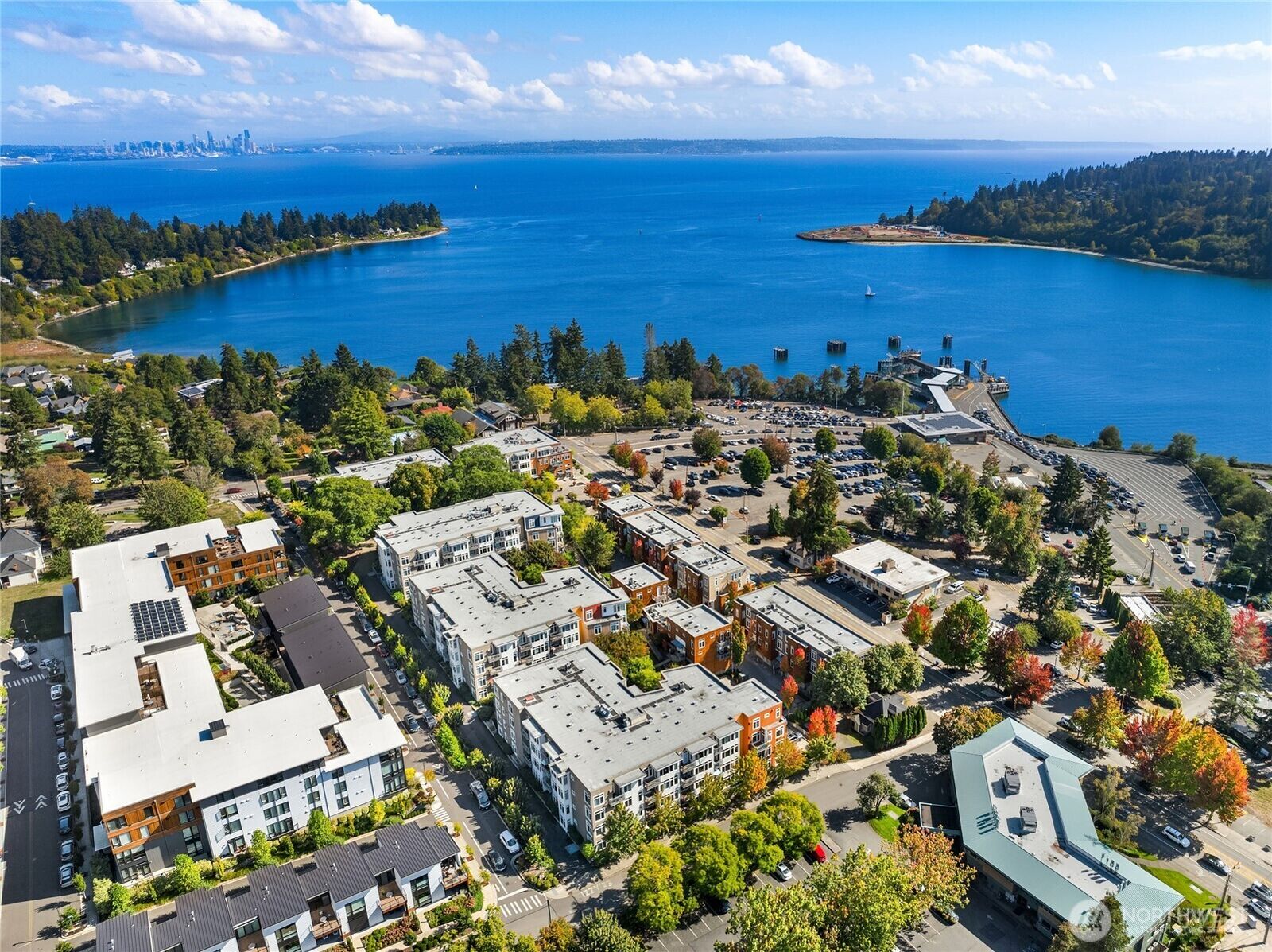 Property Photo: 180 Harbor Square Loop NE B421 WA 98110