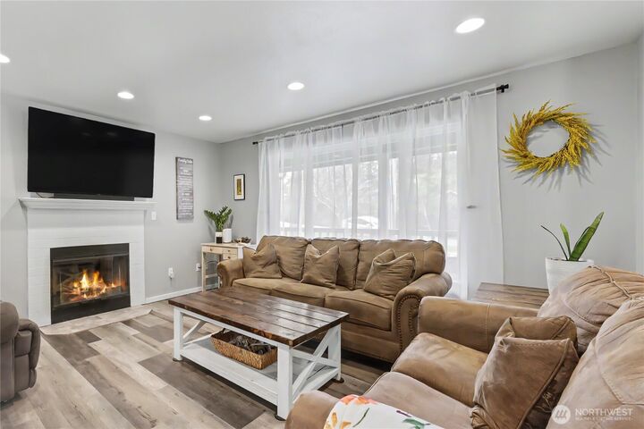 Property Photo:  9807  Overlook Drive NW  WA 98502 