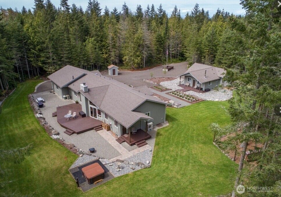 Property Photo:  324  Cassie Boyce Lane  WA 98382 