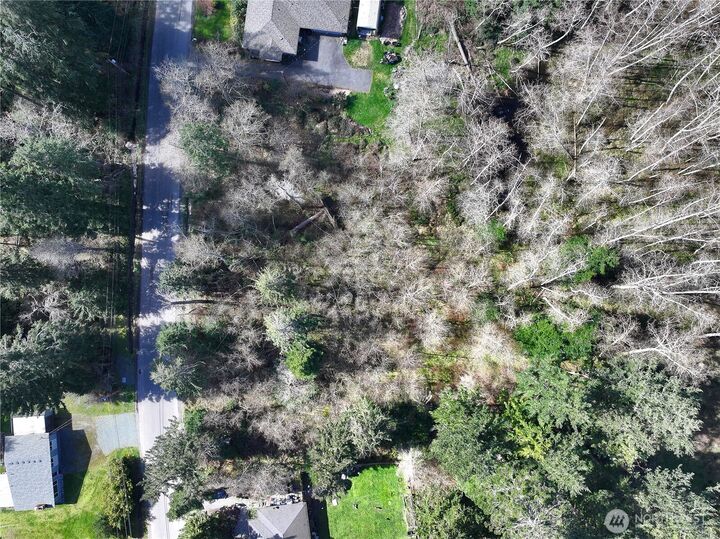 Property Photo: 401 Gramayre Road WA 98239