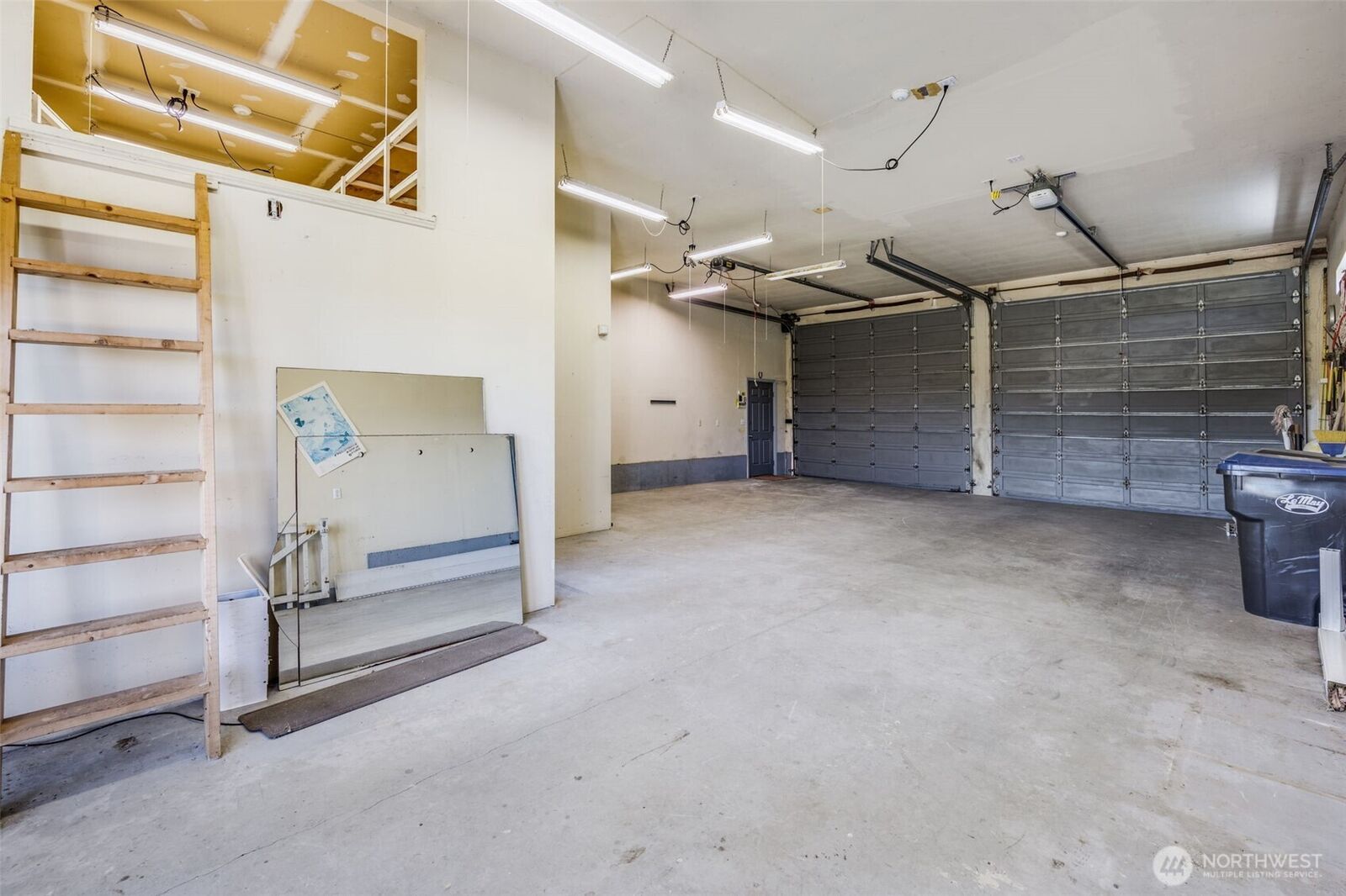 Property Photo: 983 S Sand Dune WA 98569