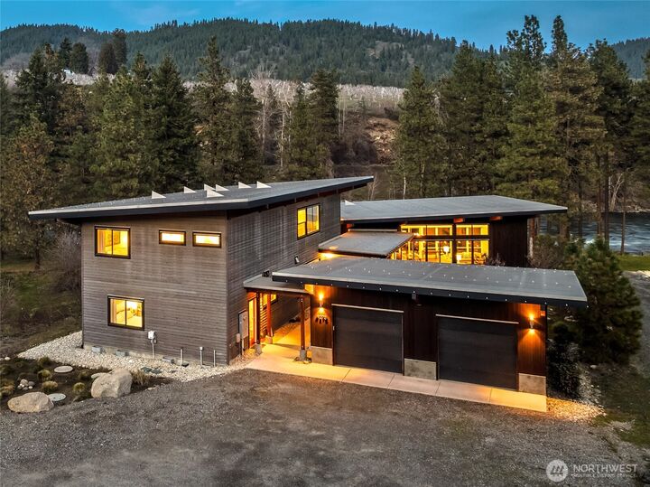 Property Photo:  9275  Lone Pine Orchards Road  WA 98826 