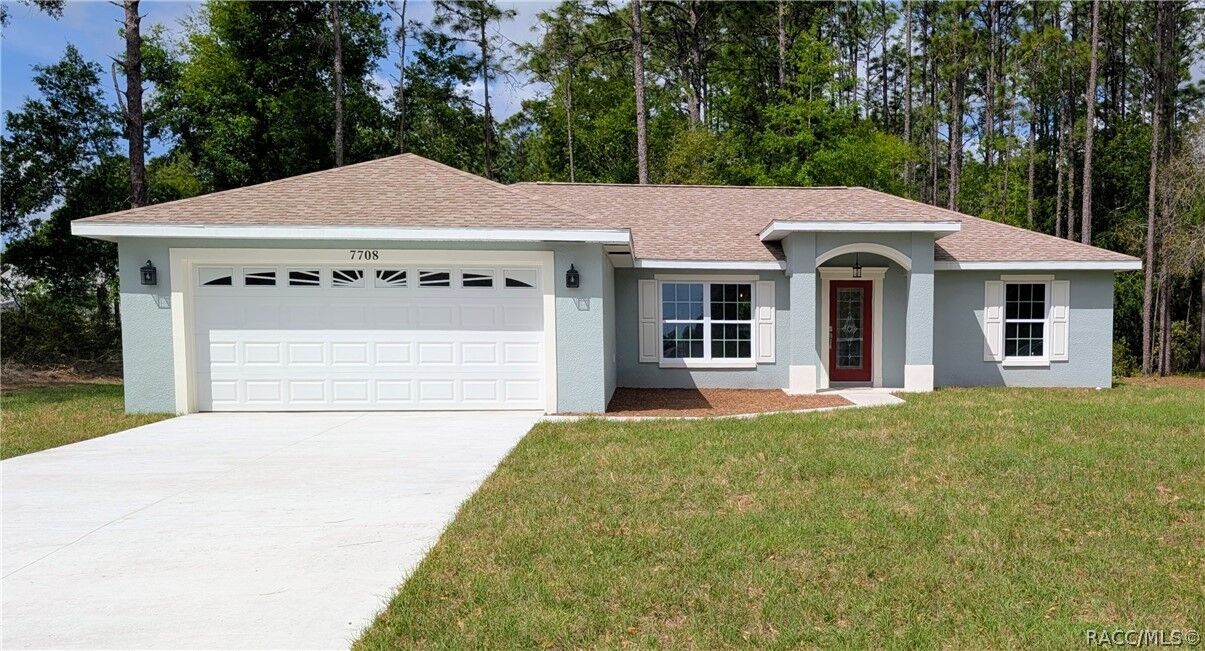 Property Photo: 7708 N Paris Drive FL 34434