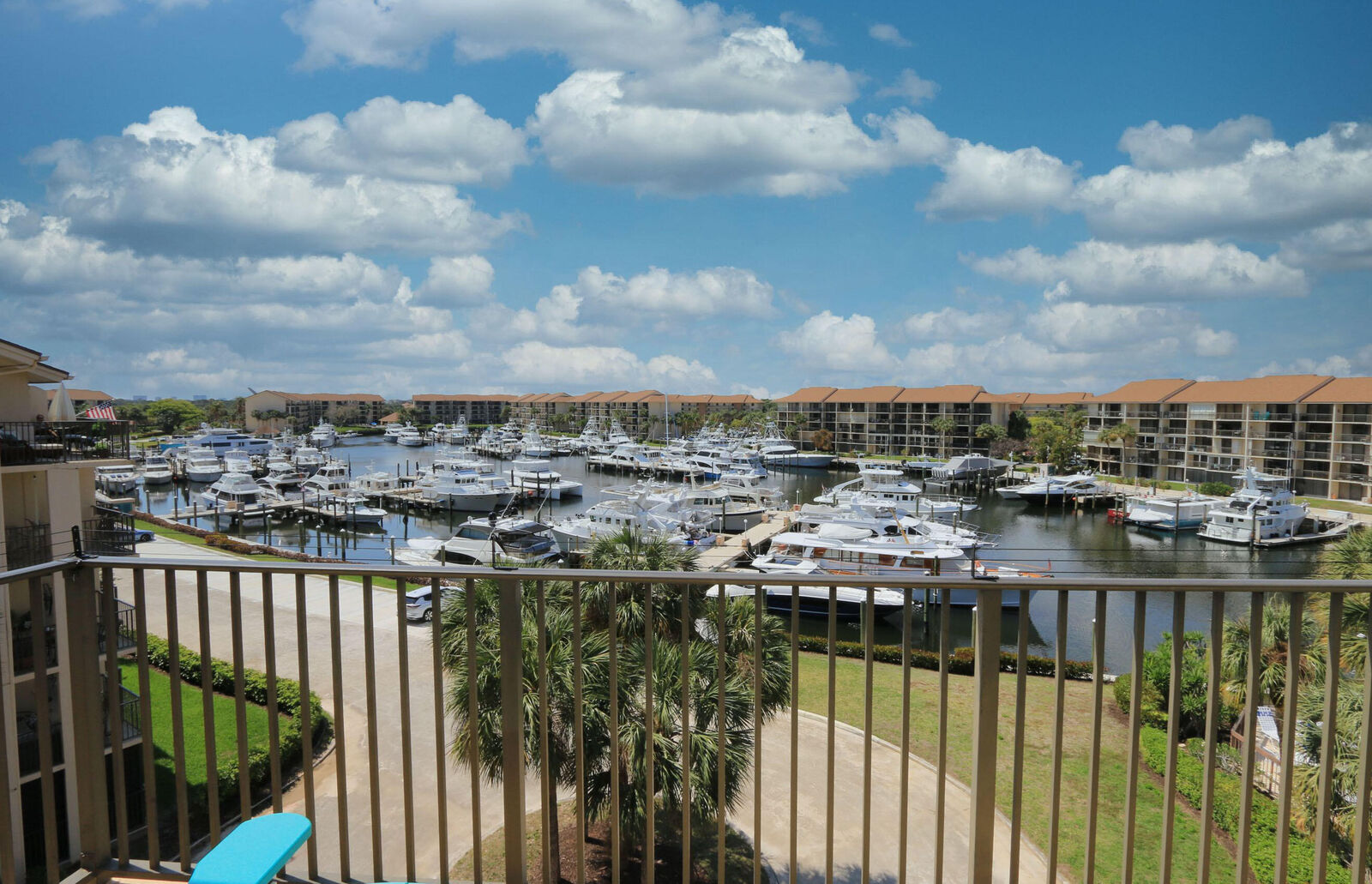 Property Photo: 1501 Marina Isle Way 501 FL 33477