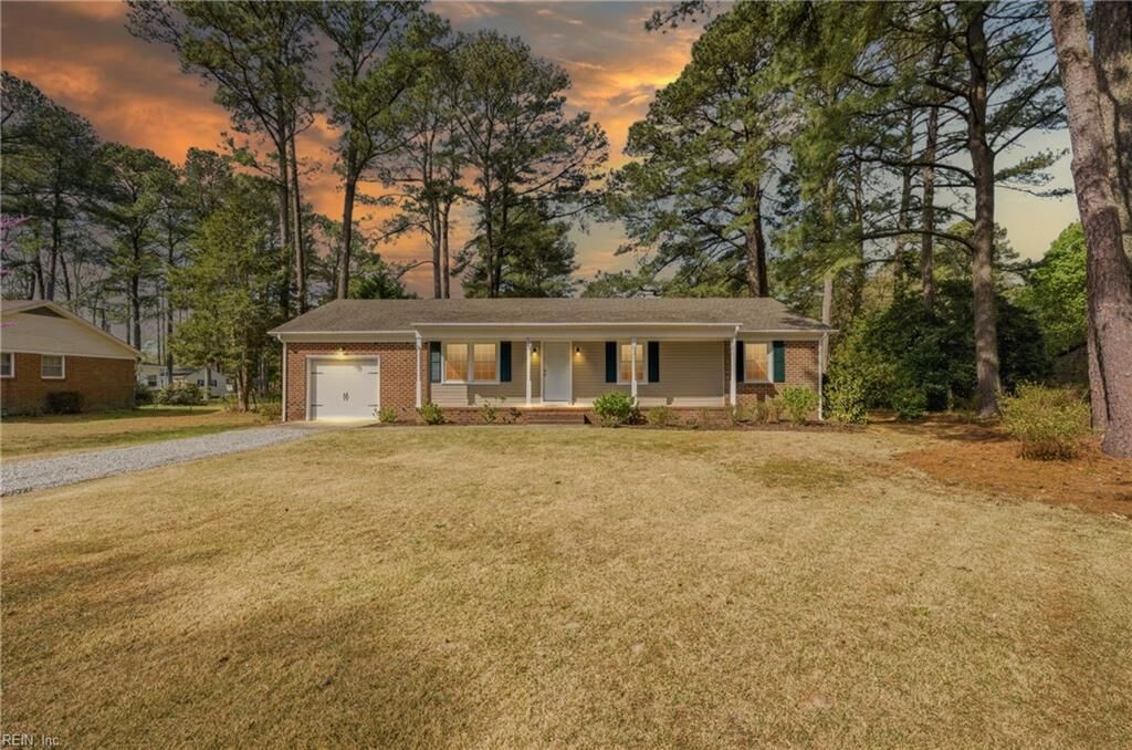 Property Photo:  2020 Sarahs Creek Woods Rd  VA 23072 