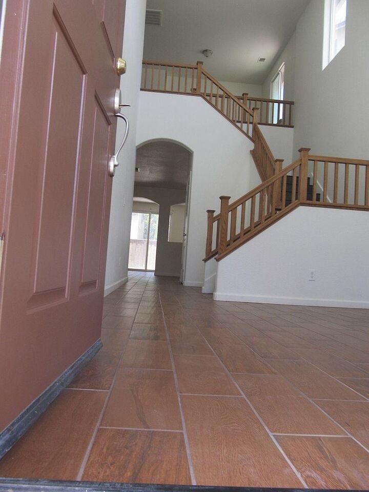 Property Photo:  233 American Farms Avenue  CA 95330 