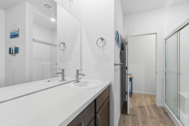 Property Photo:  11925 N Haven St  WA 99021 