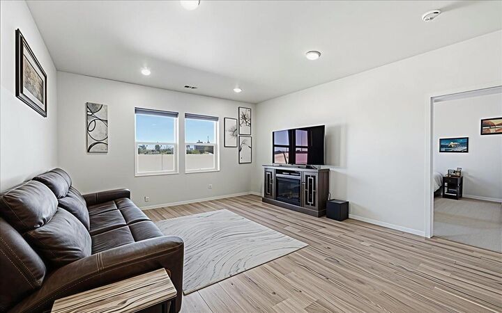 Property Photo:  11925 N Haven St  WA 99021 