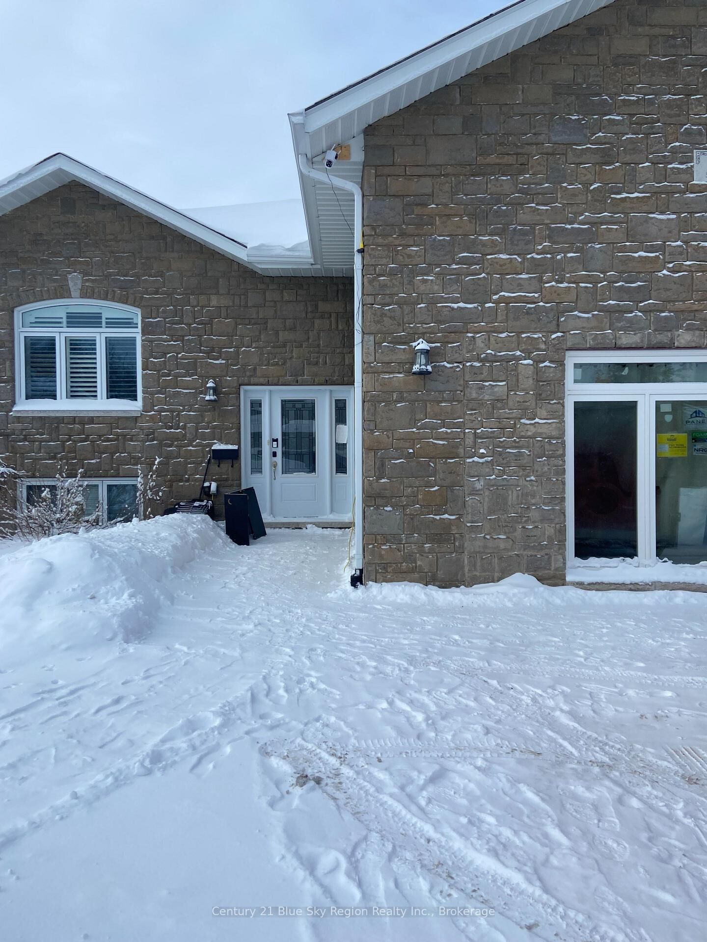 Photo de la propriété:  253 Kingsway Avenue  ON P1B 7V5 