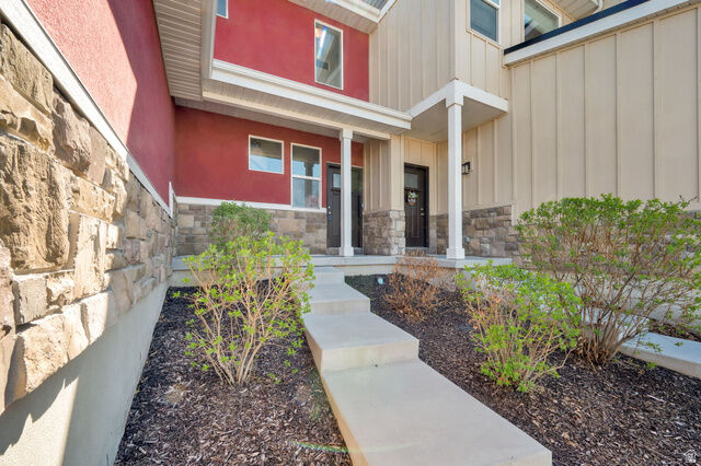 Property Photo: 37 E Chip Shot Loop 4B UT 84045