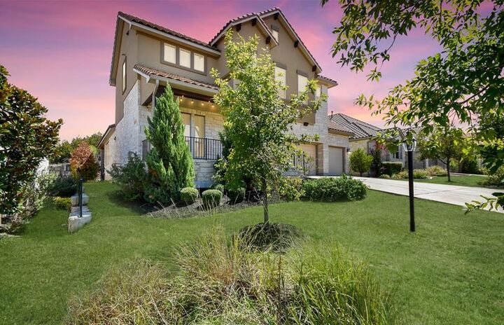 Property Photo: 203 Antigua Way TX 78738
