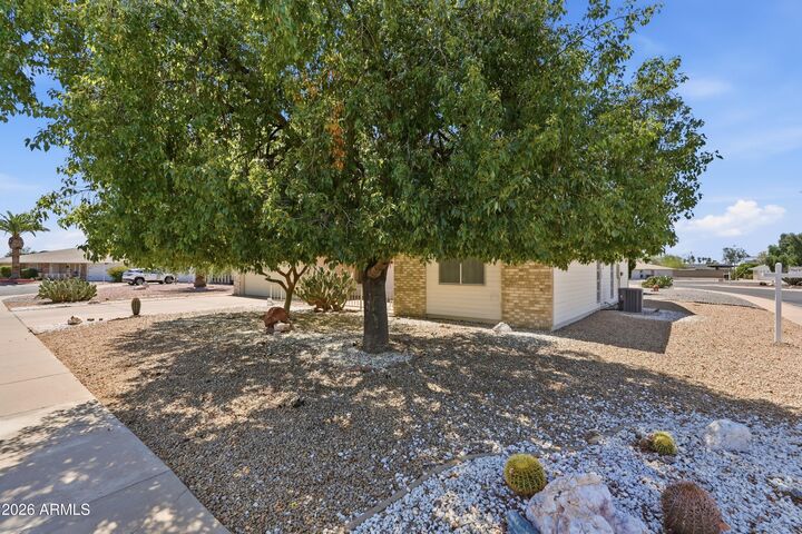 Property Photo:  9633 W Campana Drive  AZ 85351 
