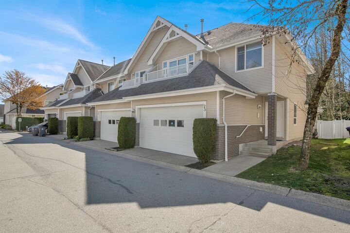13918 58 Avenue 25 — photo 1