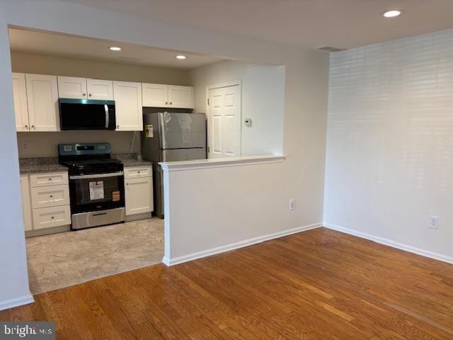 Property Photo:  2403 Beacon Drive  NJ 08081 