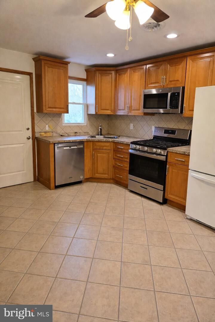 Property Photo:  414 Third Avenue W  NJ 08002 