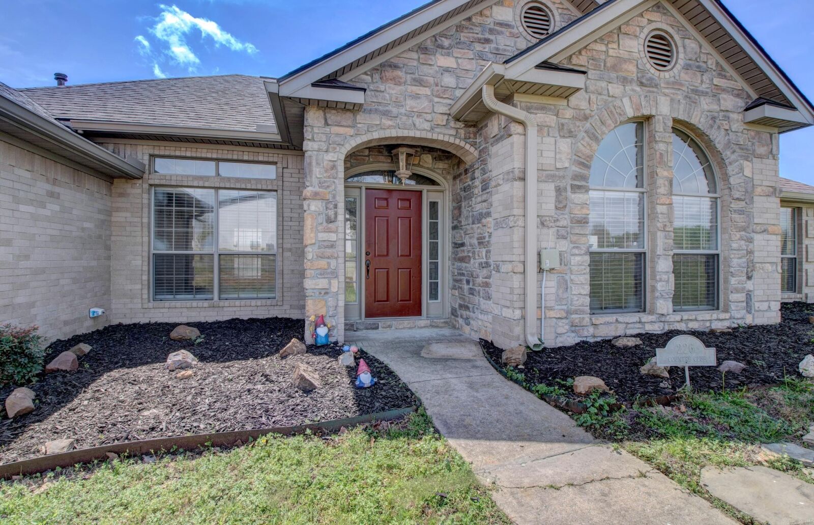 Property Photo: 226 Country Club Parkway AR 72113