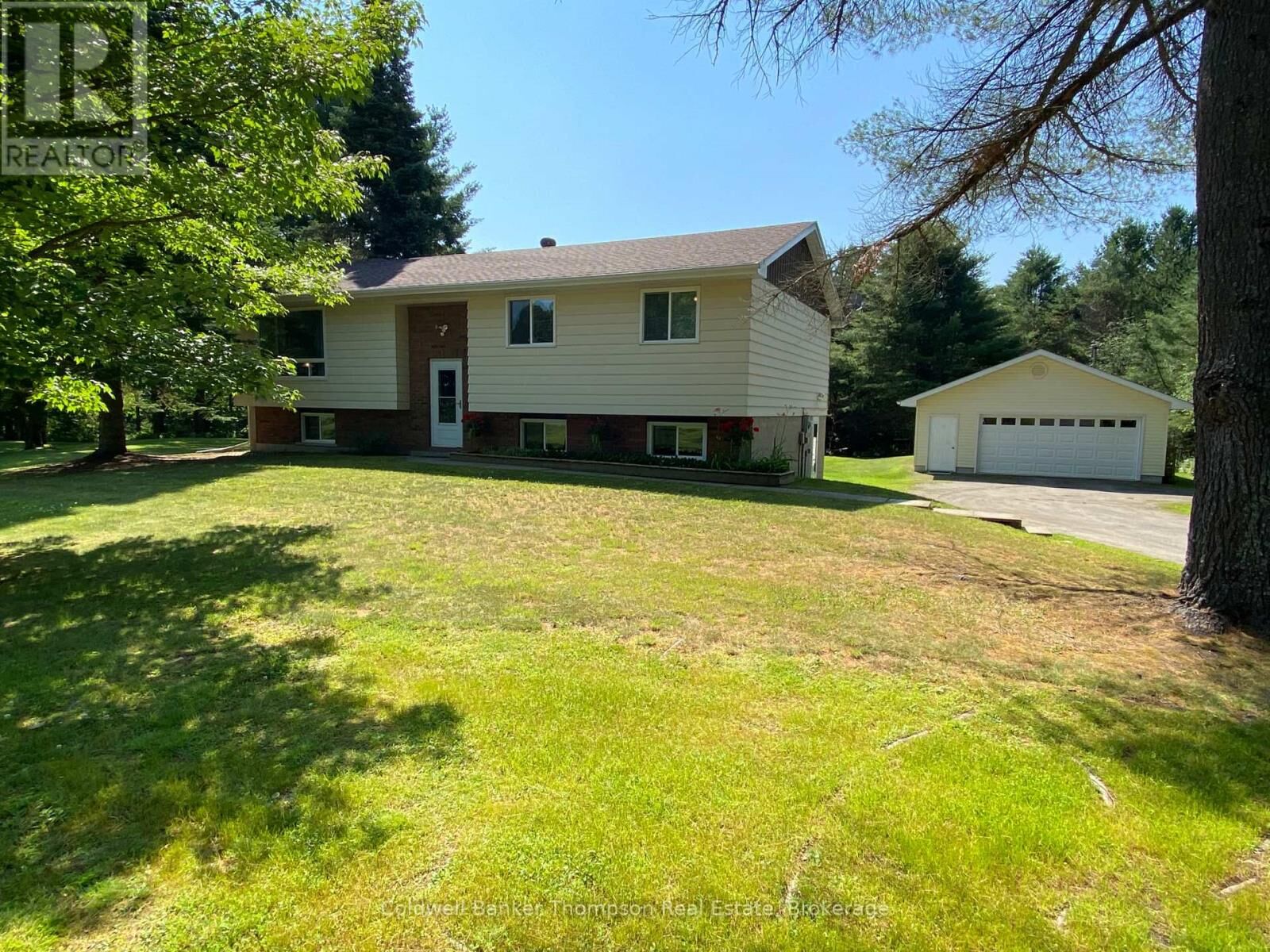 Property Photo:  1803 Ravenscliffe Road  ON P1H 2J2 